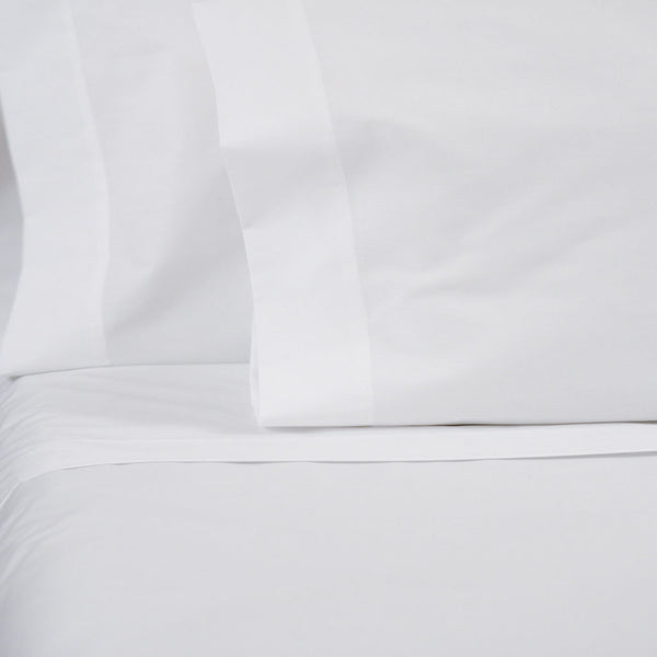 https://www.perfectlinens.com/cdn/shop/products/Supercale-on-Bed-2_72dpi_grande.jpg?v=1530954491